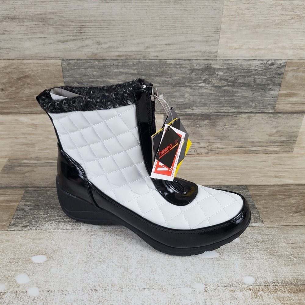 Khombu Megan Womens Winter Boots Sz 7 W White Black Waterproof Front Zip Ankle